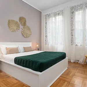 Daire Classbnb - Two 400 Meters From The Duomo, Milano